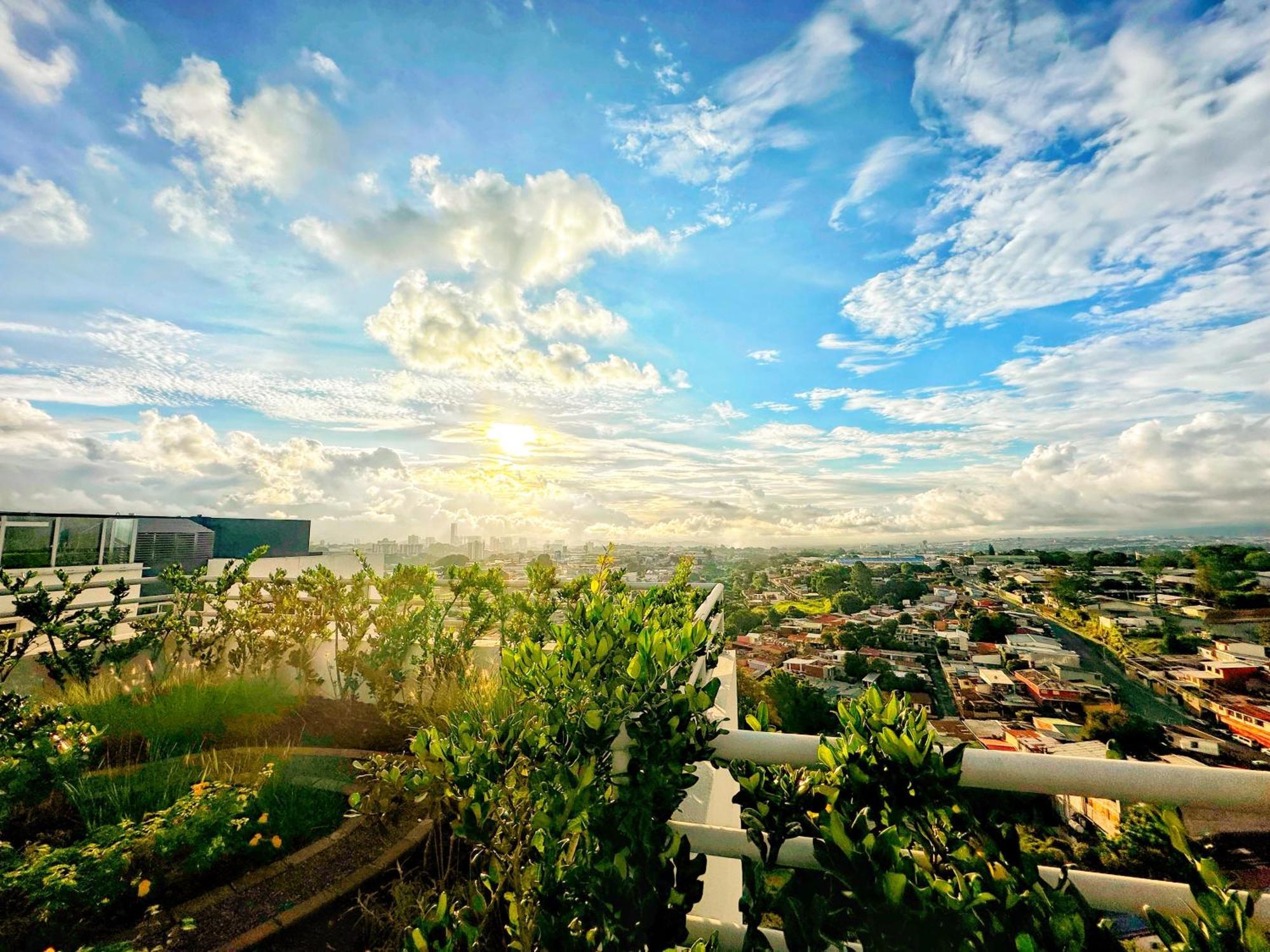 New Luxury 12th Floor Apartment San Jose (San Jose)